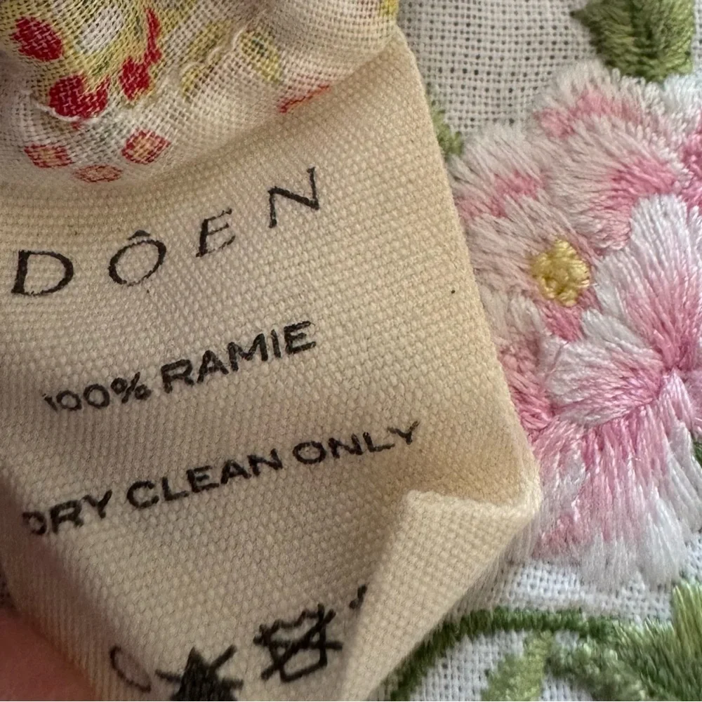 ⟡ Dôen Adie Top in Alabaster Countryside Calico (Size S) ⟡ - Picture 9 of 9